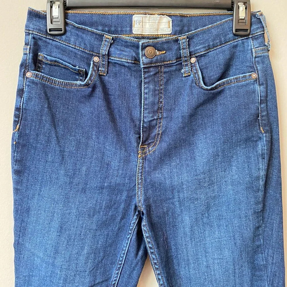 Free People Womens Size 29 Mid-Rise Distressed Dark Wash Skinny Denim Blue Jeans - Picture 6 of 16
